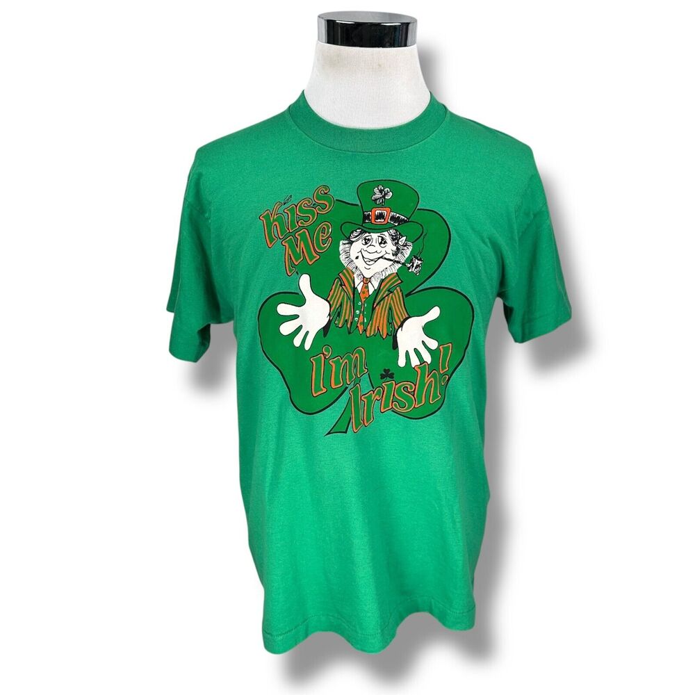Vintage St‎ Patrick's Day T-Shirt Men's Large Green Kiss Me Irish Leprechaun USA